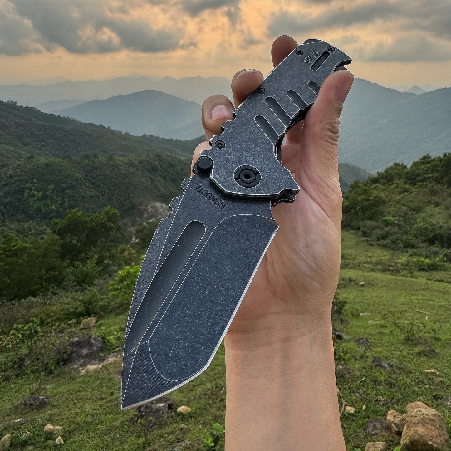 Outdoor Unique EDC  Folding Knife, Assisted Open Aus-8 Steel  Black Stone Wash Black Blade, Steel Handle